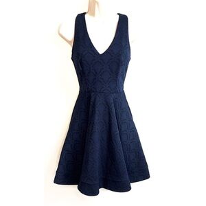B. Darlin Fit & Flare V Neck Mini Dress Navy Blue Juniors Size 3/4 Sleeveless